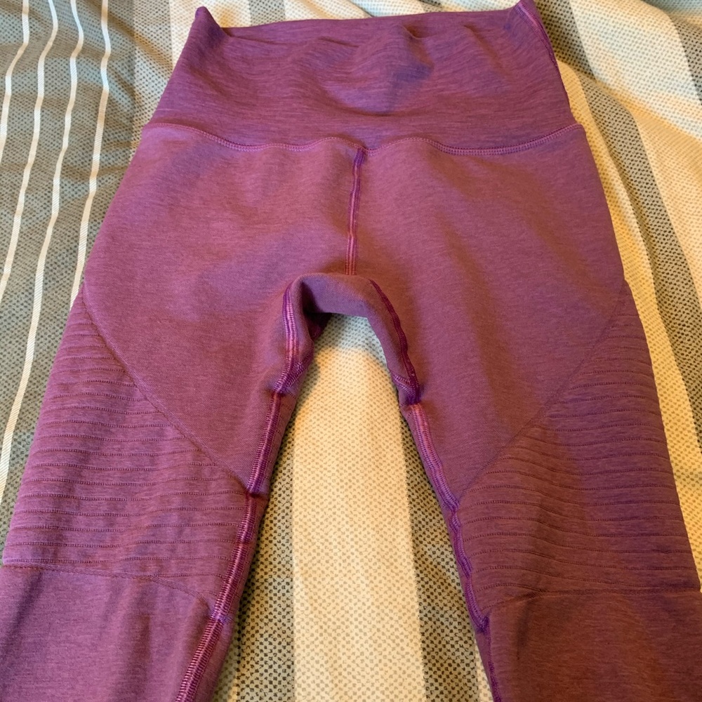 Alphalete revival size small r6 leggings